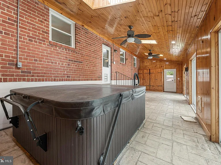 11809 Timber Ln — Photo 26