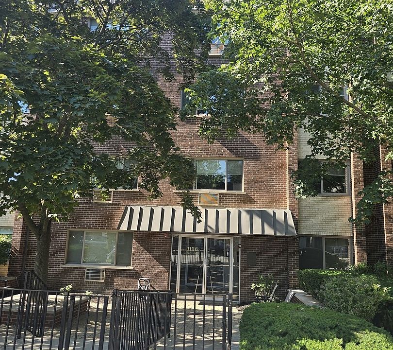 1st image of 1136 Greenleaf Ave APT 203