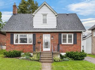 174 Sophia St, Peterborough, ON K9H1E5
