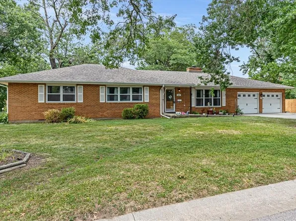 602 Pierson St, Excelsior Springs, MO 64024