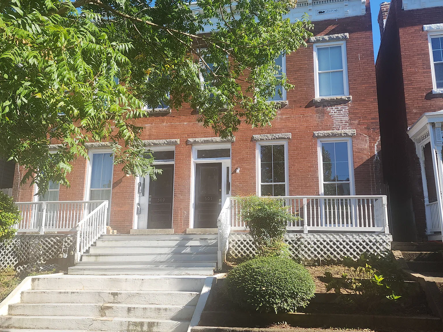 1 bed, 1000 sqft, $1,575 — Photo 2