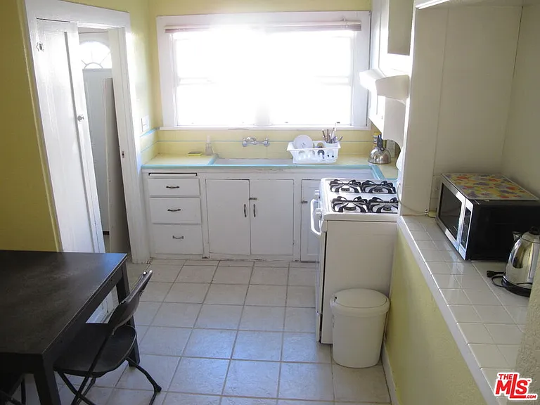 1243 W 25th St #1243 — Photo 3