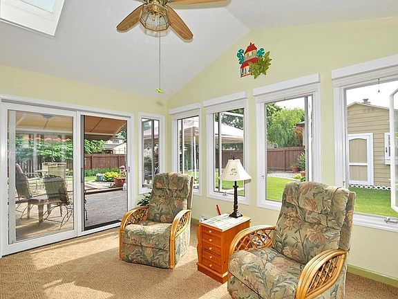 5th image of 8315 Corkwood Dr