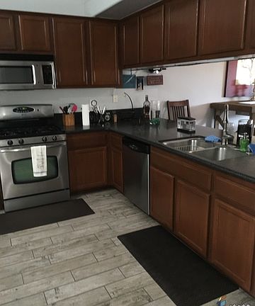 5th image of 1412 Van Buren Ave