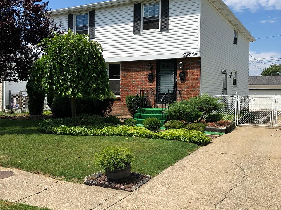 1st image of 51 Lille Ln