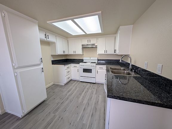 3rd image of 18989 Allegheny Rd APT 10