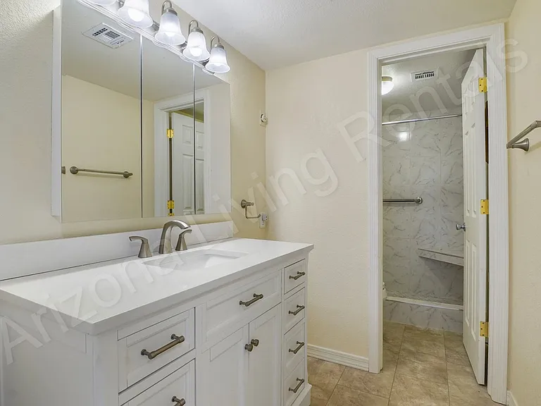 2690 McCulloch Blvd N — Photo 13