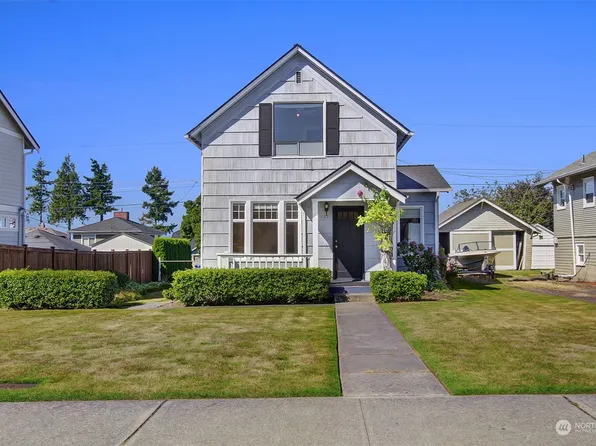 1122 Rucker Avenue, Everett, WA 98201