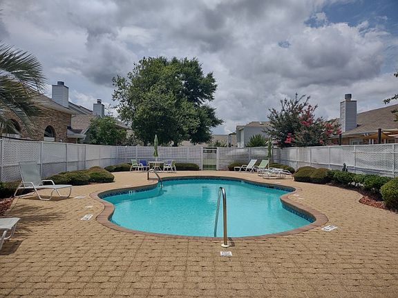 5th image of 5051 Grande Dr APT D3