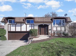 503 N Rohlwing Rd, Addison, IL 60101