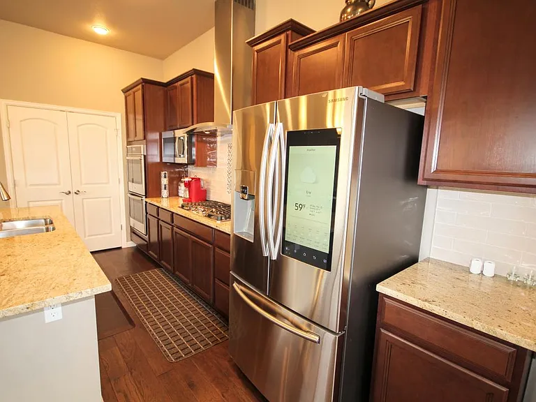 1401 Skyline Dr — Photo 55
