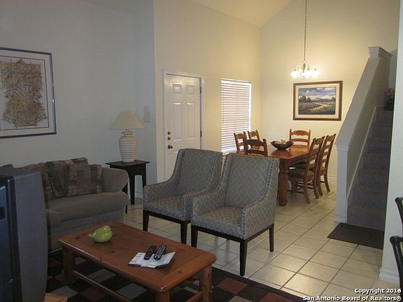 5th image of 161 Chapel Hill Cir