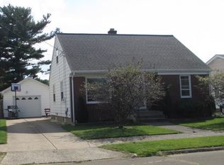 1455 W 34th St, Erie, PA 16508