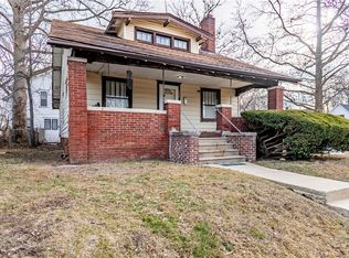 396 S McClellan Ave, Decatur, IL 62522