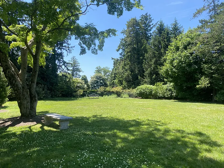 432 Field Point Rd — Photo 47