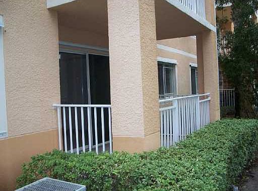 1st image of 151 SW Palm Dr APT 108