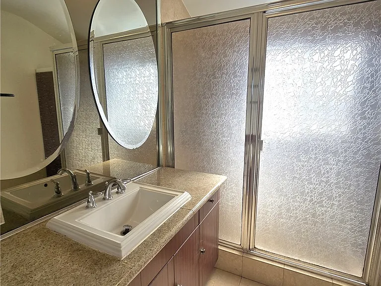 2035 Rangeview Dr — Photo 15