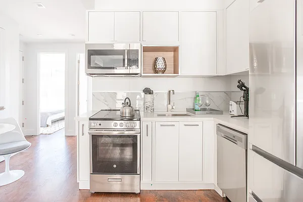 Rented by PROSPECT PLAZA 1 LLC | media 4