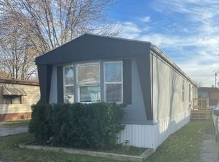 1035 Testa, Justice, IL