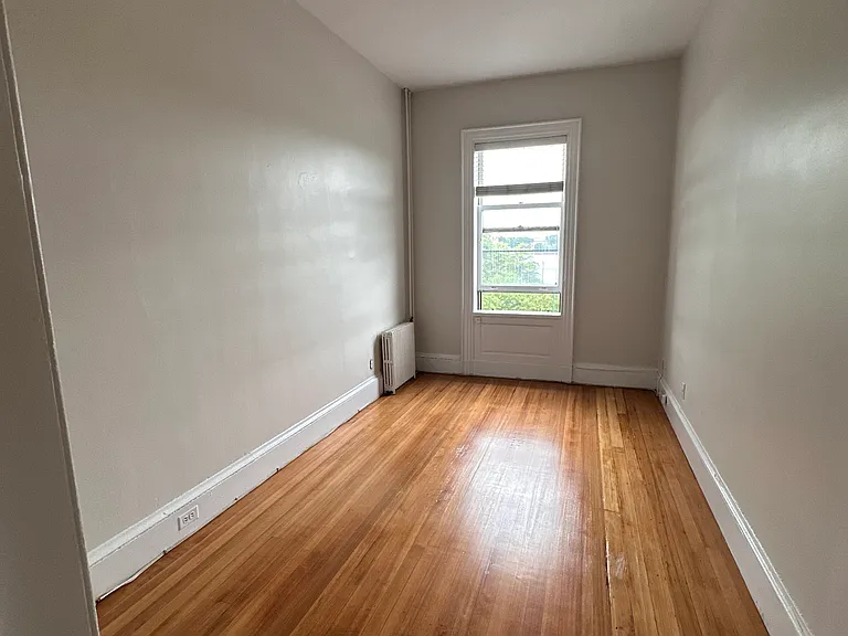 468 Beacon St #8 — Photo 6