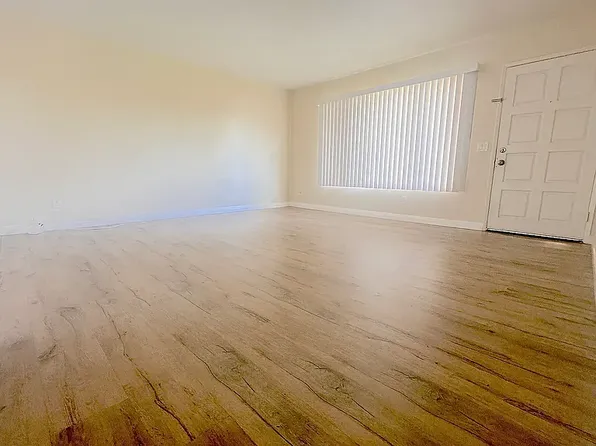25880 Dartmouth St #I, Hemet, CA 92544
