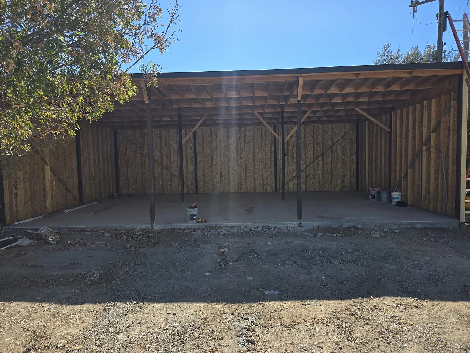 3 bed, 1200 sqft, $4,000 — Photo 2