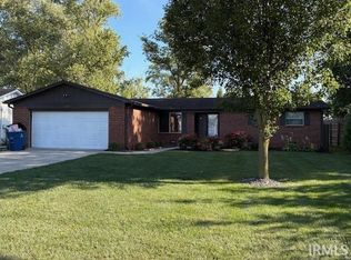 2023 W Maplewood Dr, Marion, IN 46952