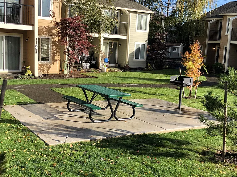 Birch Meadow Apartments — Photo 17