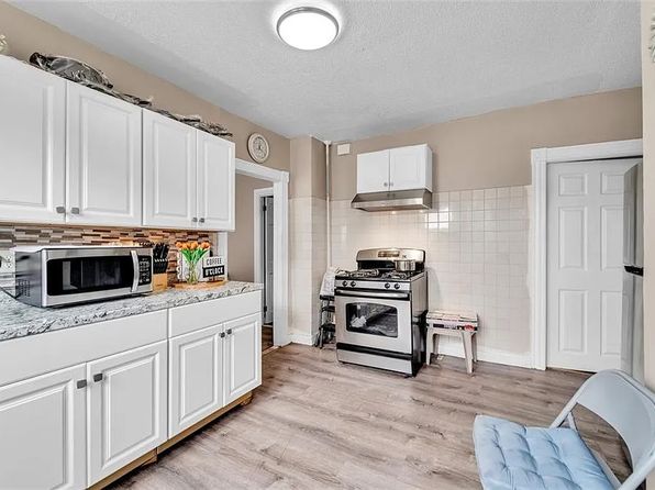 188 Stanwood St Floor 2