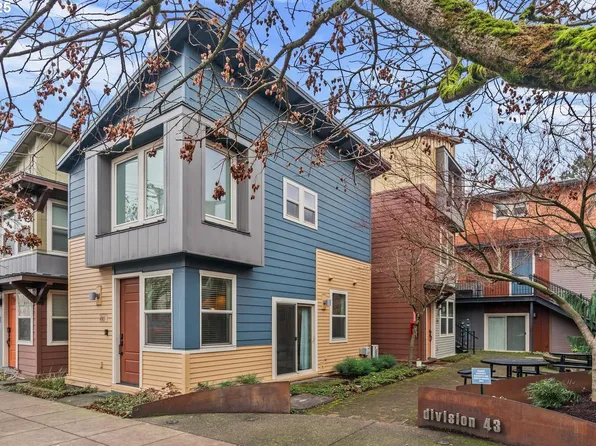 4305 SE Division, Portland, OR 97206