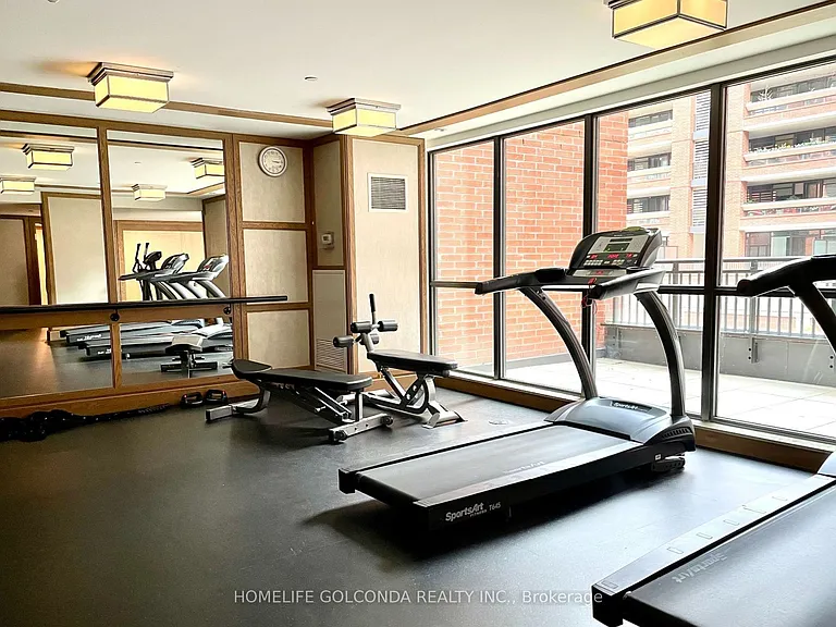 830 Lawrence Ave W #902 — Photo 21
