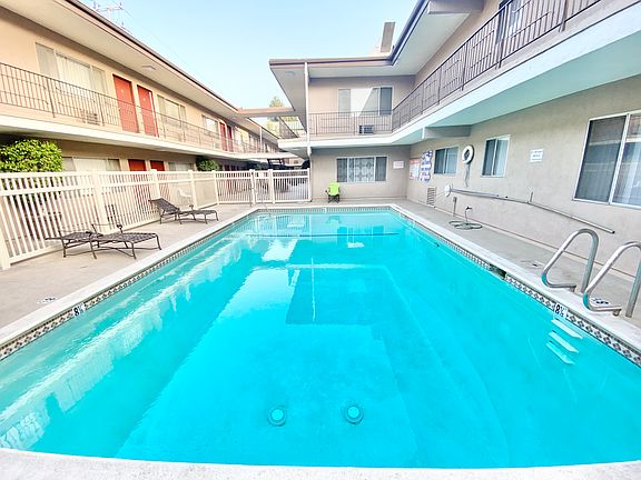 2nd image of 3397 Bennett Dr #36