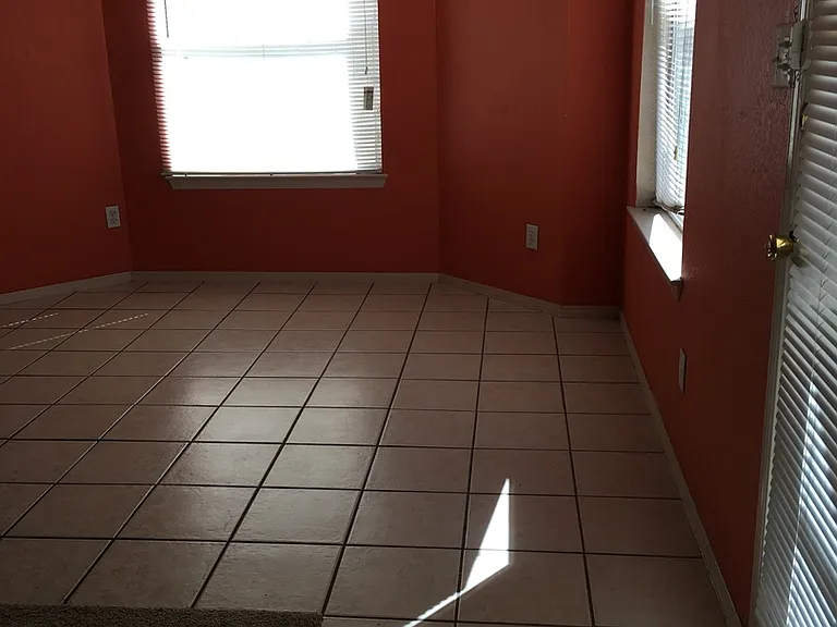 11956 Waterside Dr — Photo 17