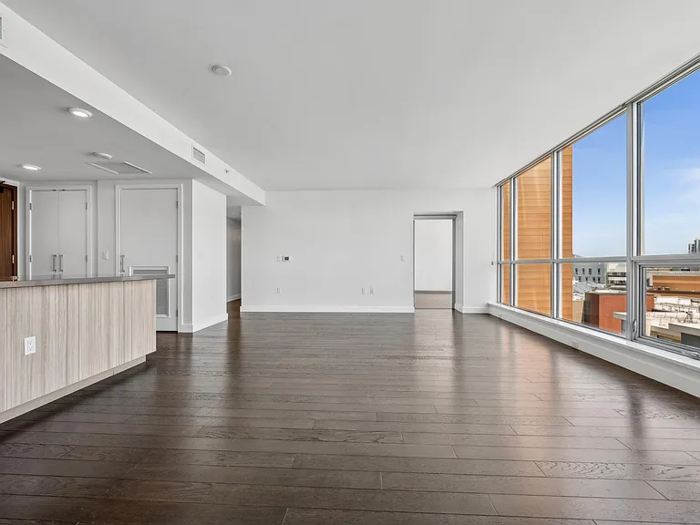 718 Long Bridge St #800 — Photo 5