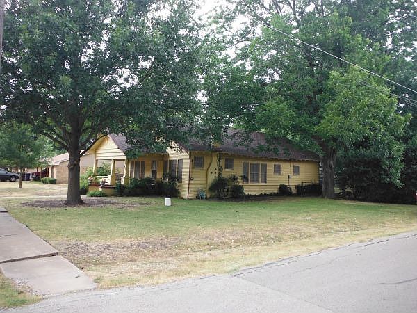2nd image of 403 S Colorado St