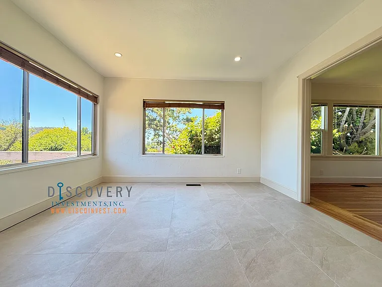 611 Clayton Ave — Photo 27