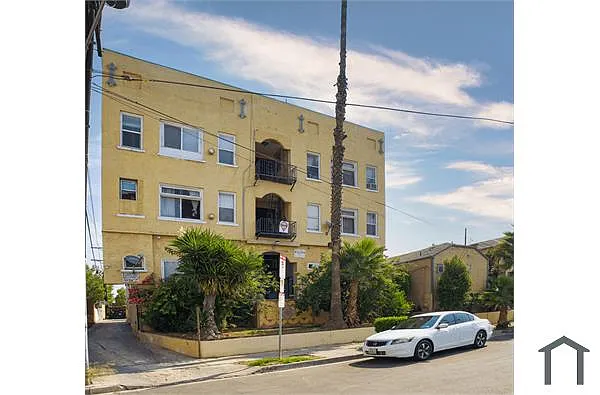 Building Photo - 2411 W 10th St