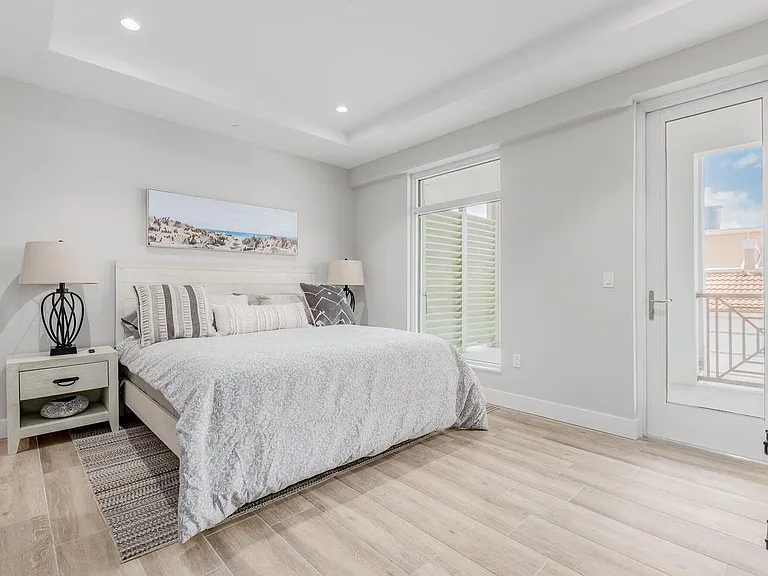 41 SW Seminole St #410 — Photo 16