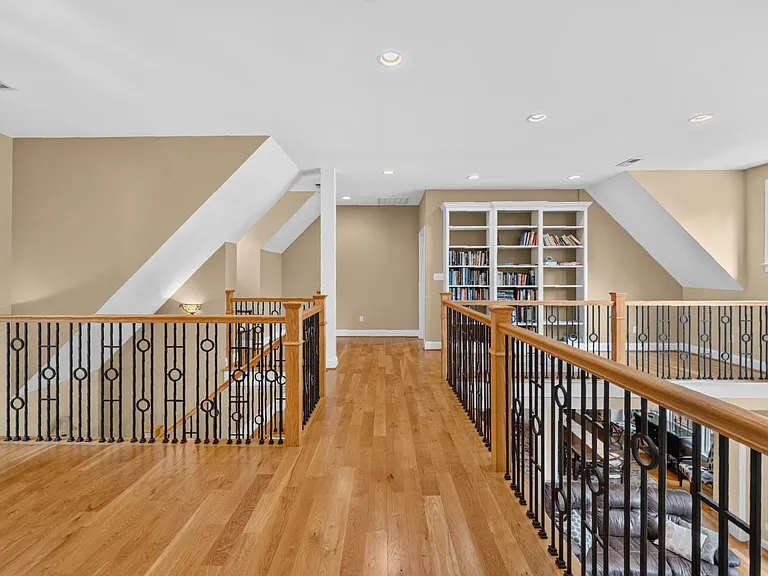 237 Golf Course Trl — Photo 49