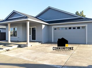 475 Cheney Loop, Central Point, OR 97502