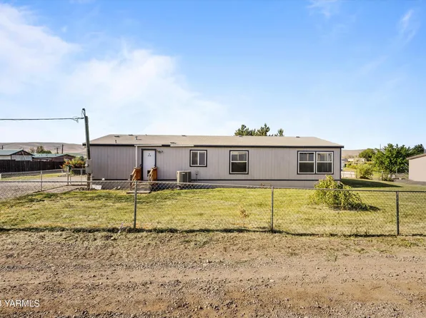 2206 S 72nd Ave, Yakima, WA 98903