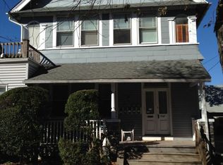 208 Cricket Ave APT 3, Ardmore, PA 19003