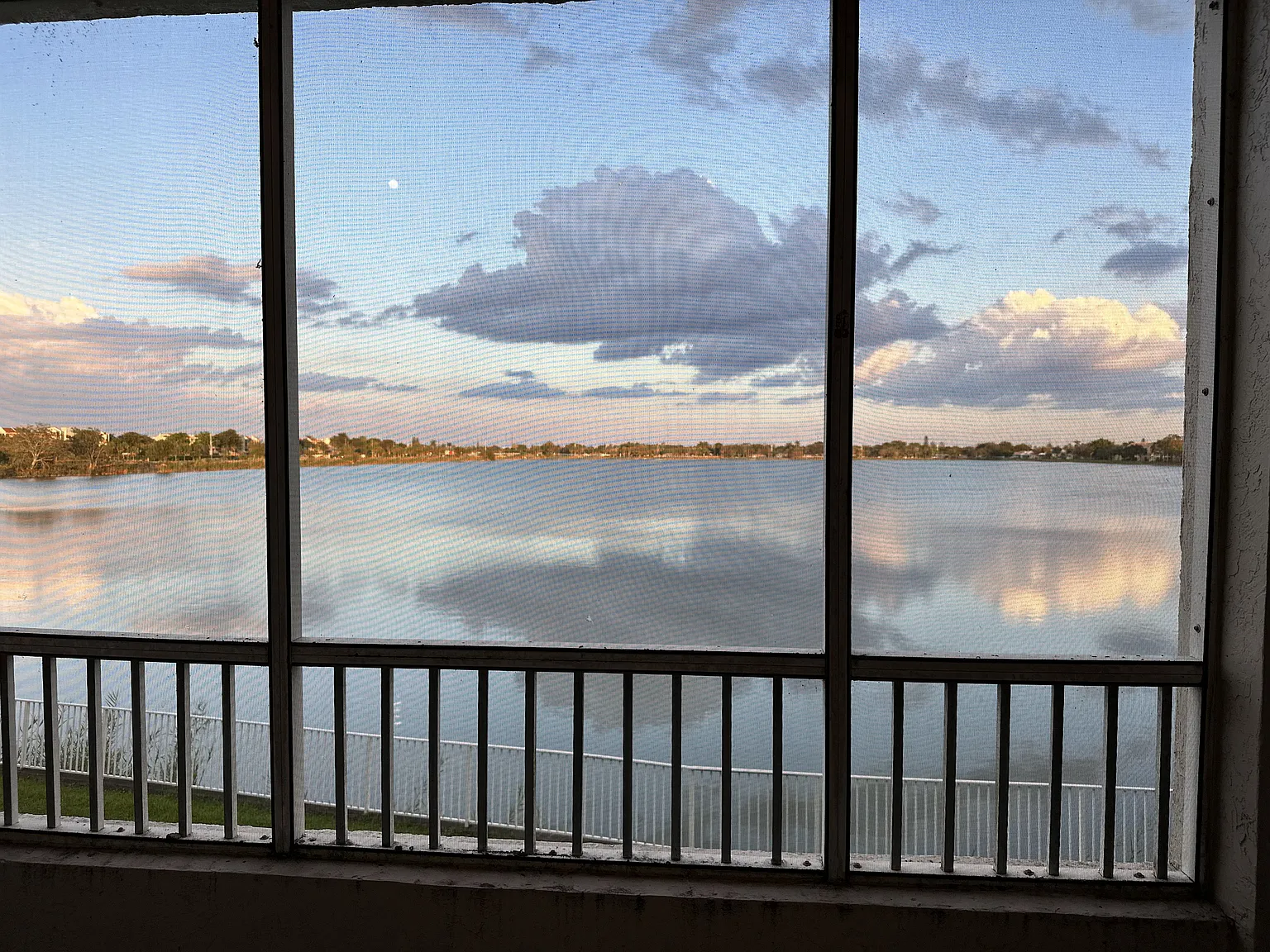 1 bed, 860 sqft, $1,995 — Photo 2