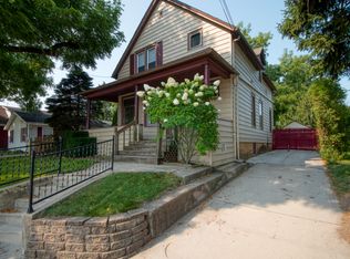 6208 35th Ave, Kenosha, WI 53142