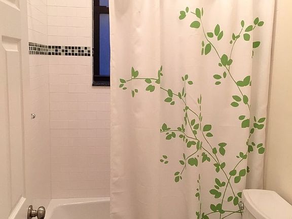 5th image of 319 W 42nd St APT 5R