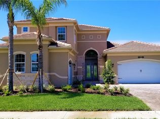 2731 Coco Palm Cir, Zephyrhills, FL 33543