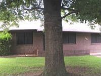 1st image of 106 Oak Ct