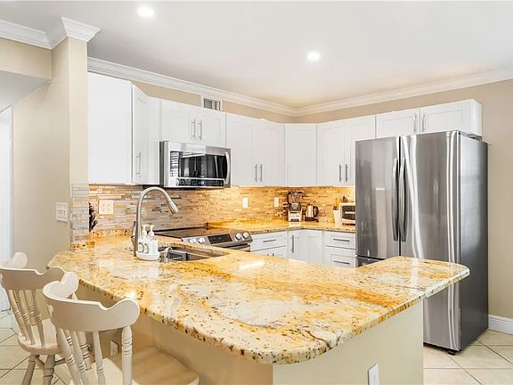 3rd image of 2800 Indian River Blvd APT Q1