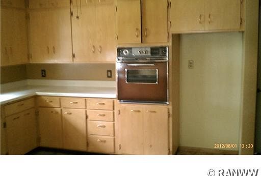 3rd image of 2608 N 460th Street