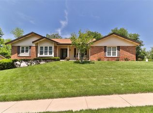14307 Millchester Cir, Chesterfield, MO 63017